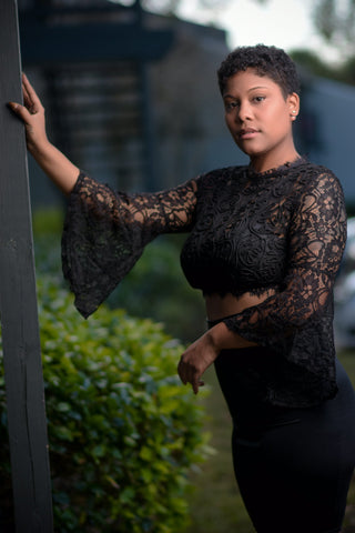 ANNA BLACK LACE BELL TOP